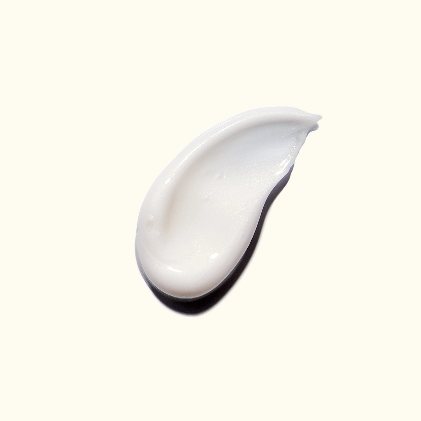 AMIKA: Supernova Moisture and Shine Cream