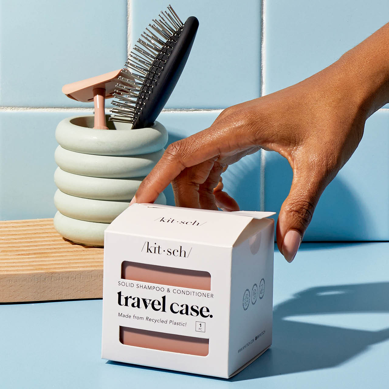 KITSCH Bottle-Free Beauty Travel Case